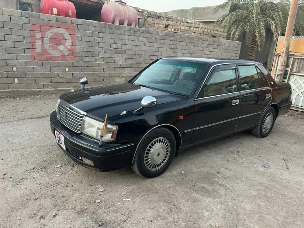 تويوتا كراون